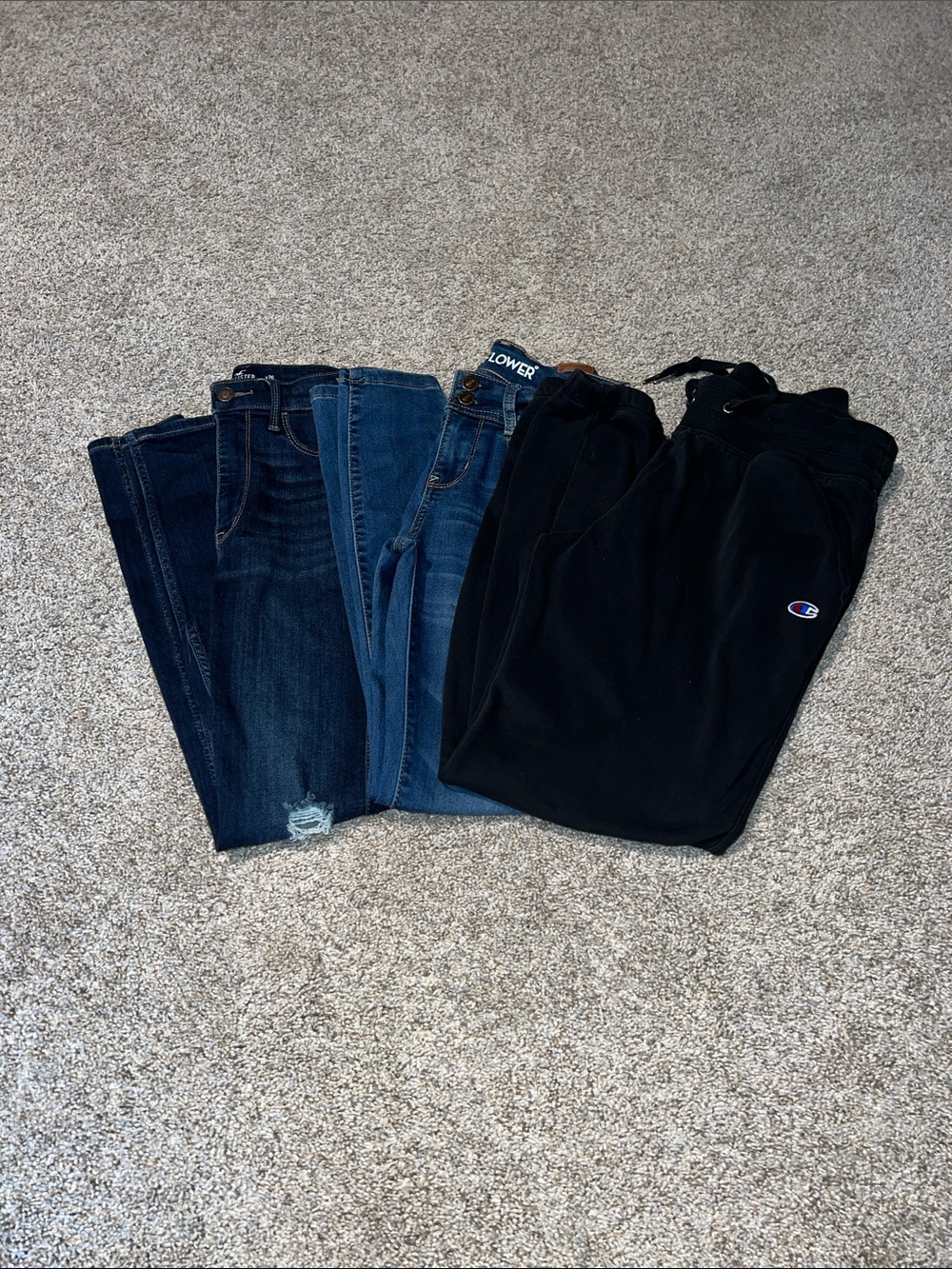 Mixed Jeans & Champion Black Sweatpants Bundle - Blue & Black